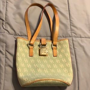Dooney & Bourke purse